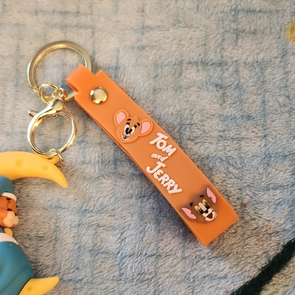 Jerry on a Moon Keychain Yellow and Blue - Picture 2 of 7
